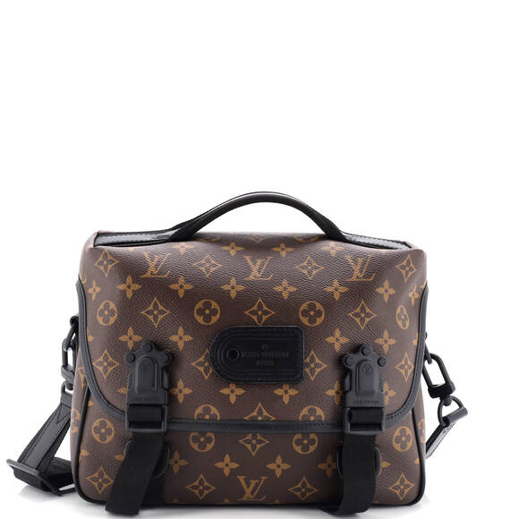 Louis Vuitton Lv Trail Messenger Bag #184565L21B - Picture 1 of 8